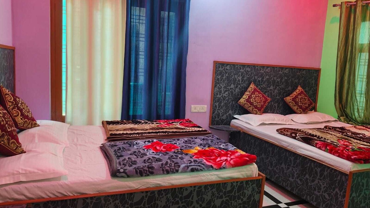 Photo of Bedroom in Rajgarhi