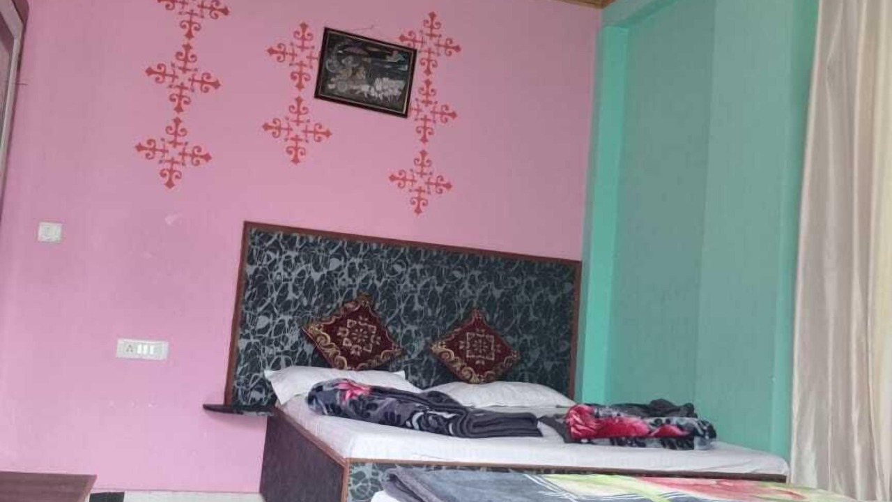 Photo of Bedroom in Rajgarhi