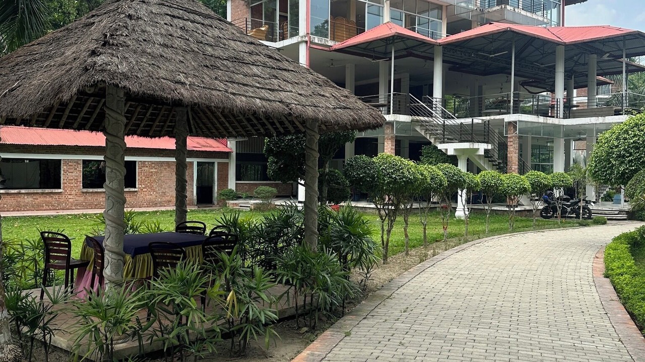 Photo of Outdoor in Pirozali
