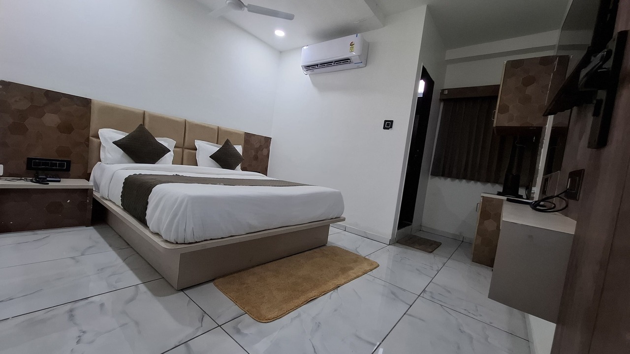 Photo of Bedroom in Gandhinagar