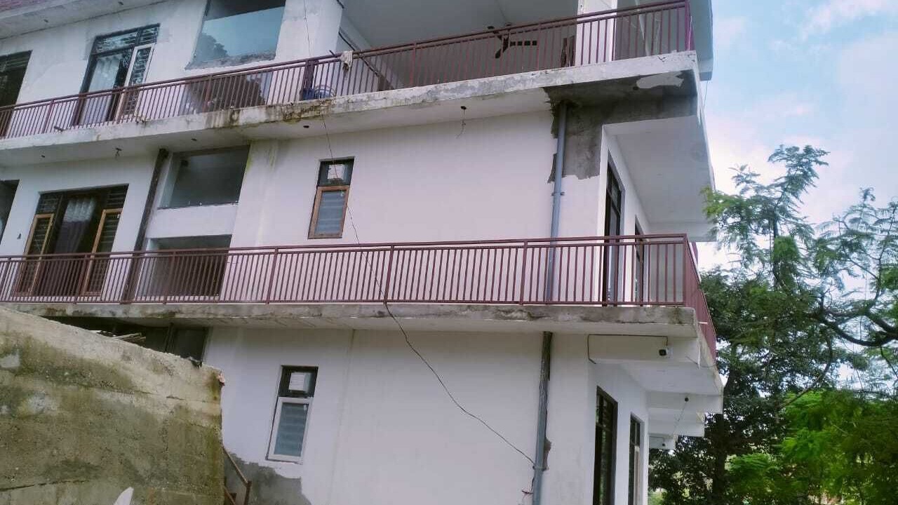 Photo of Outdoor in Naina Devi