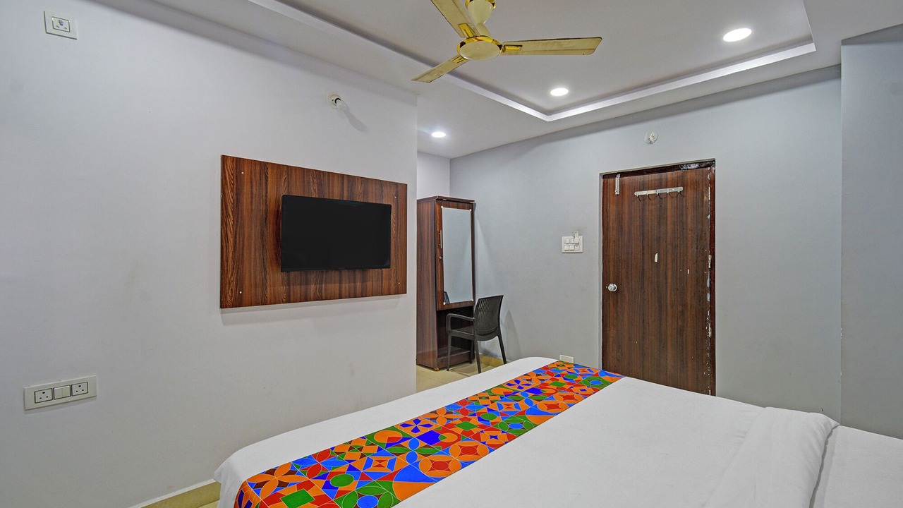 Photo of Bedroom in Miyapur