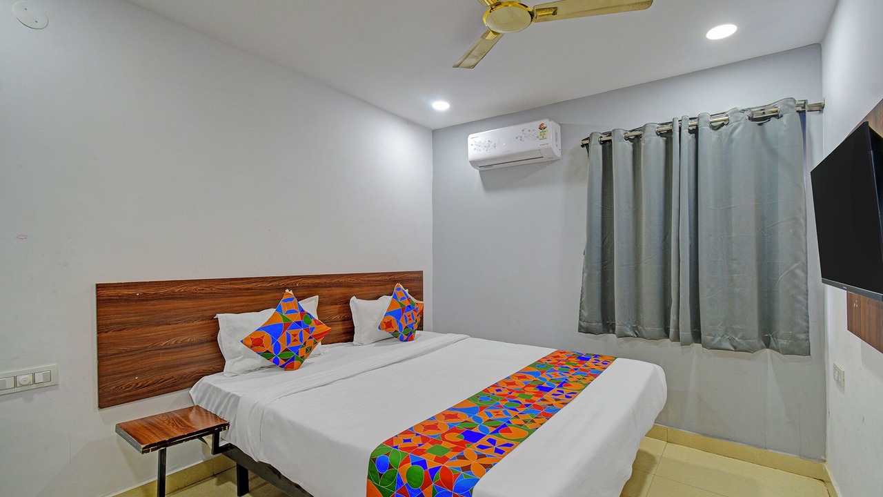 Photo of Bedroom in Miyapur