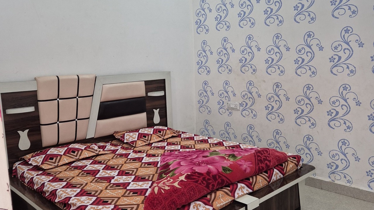 Photo of Bedroom in Khatu