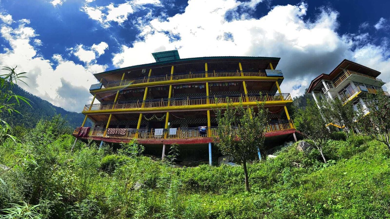Photo of Outdoor in Tosh