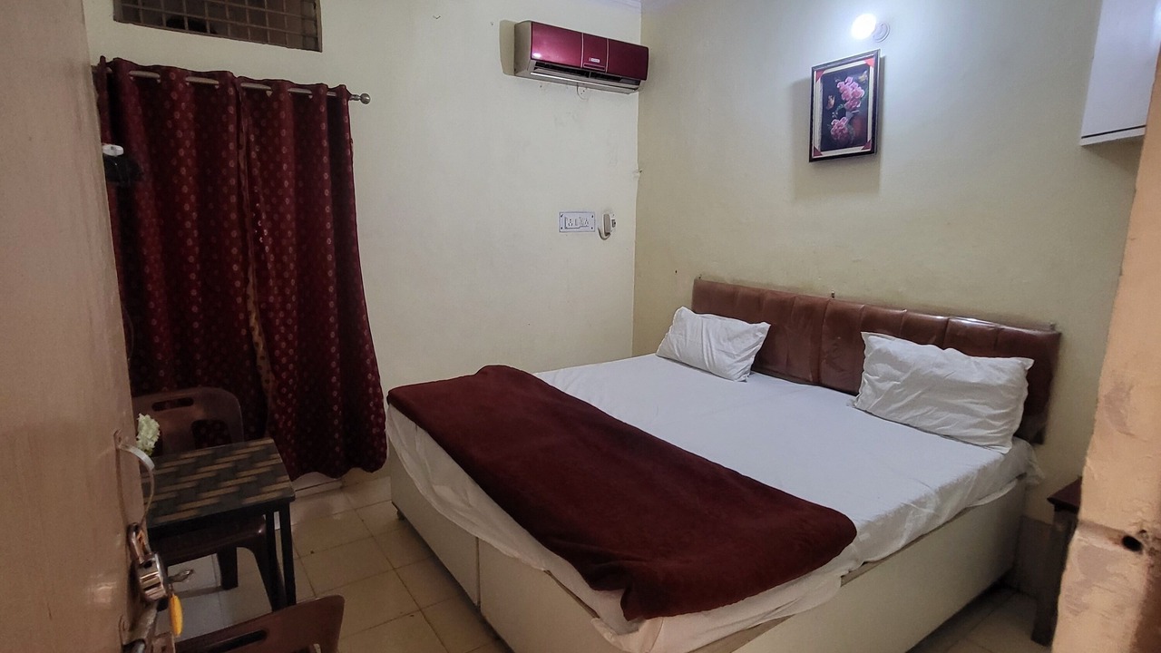 Photo of Bedroom in Bareilly