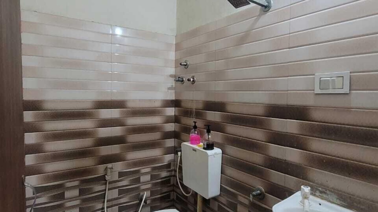 Photo of Bathroom in Veraval