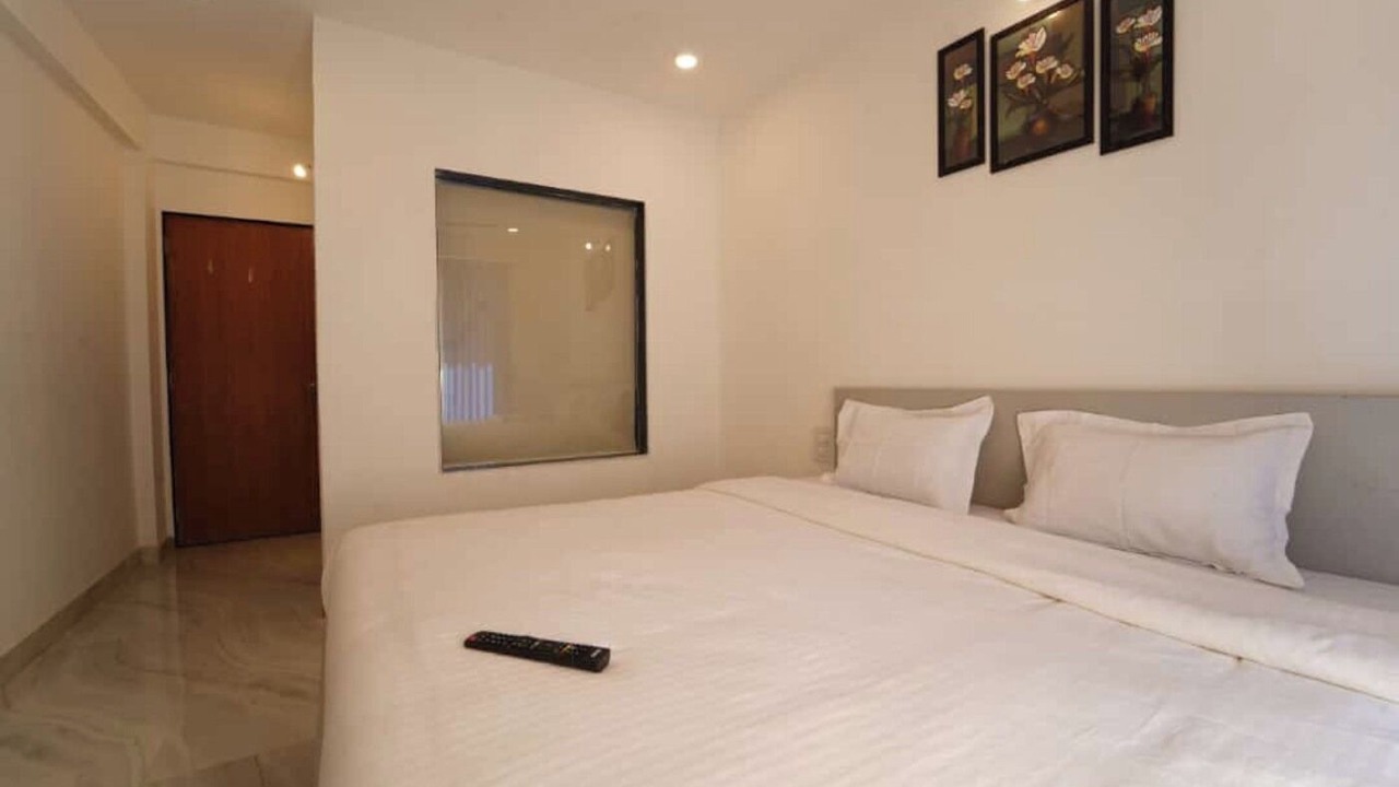 Photo of Bedroom in Mahabaleshwar