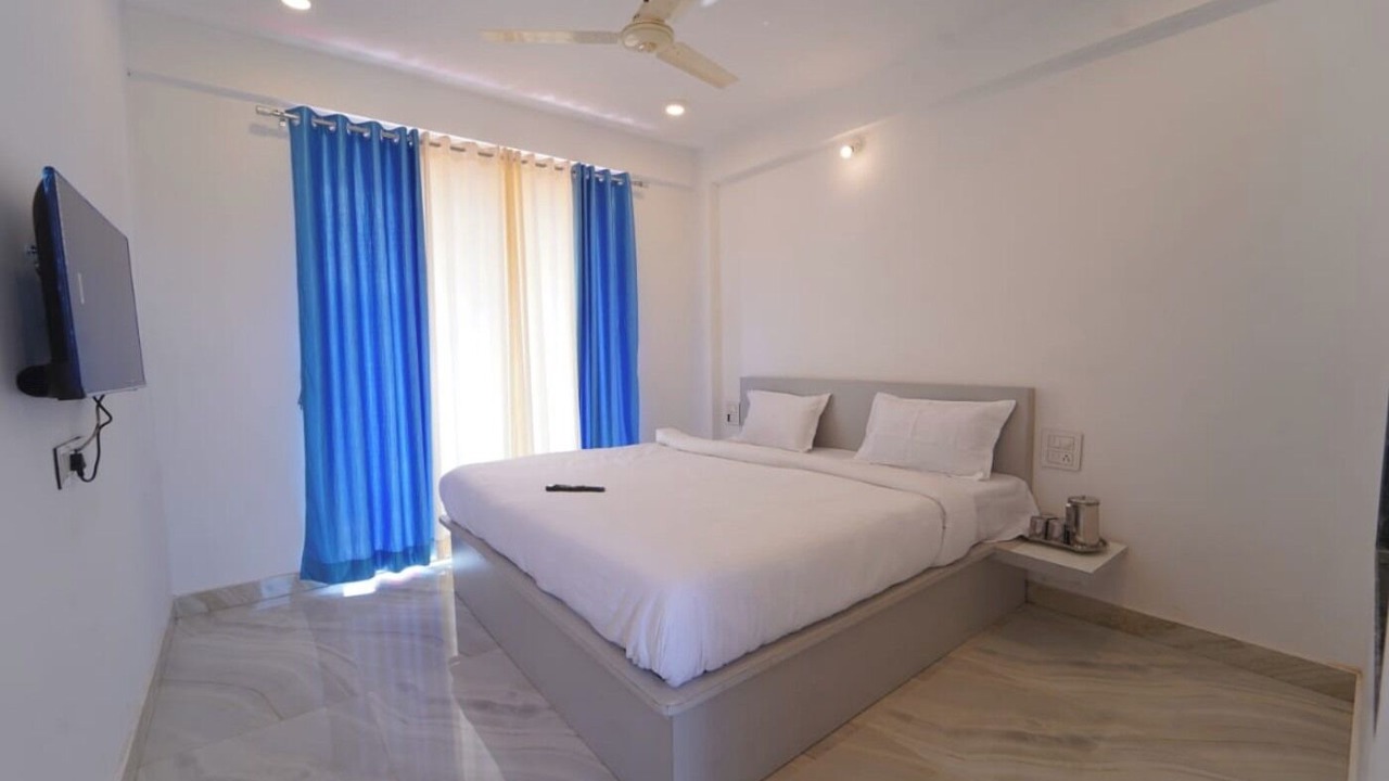 Photo of Bedroom in Mahabaleshwar