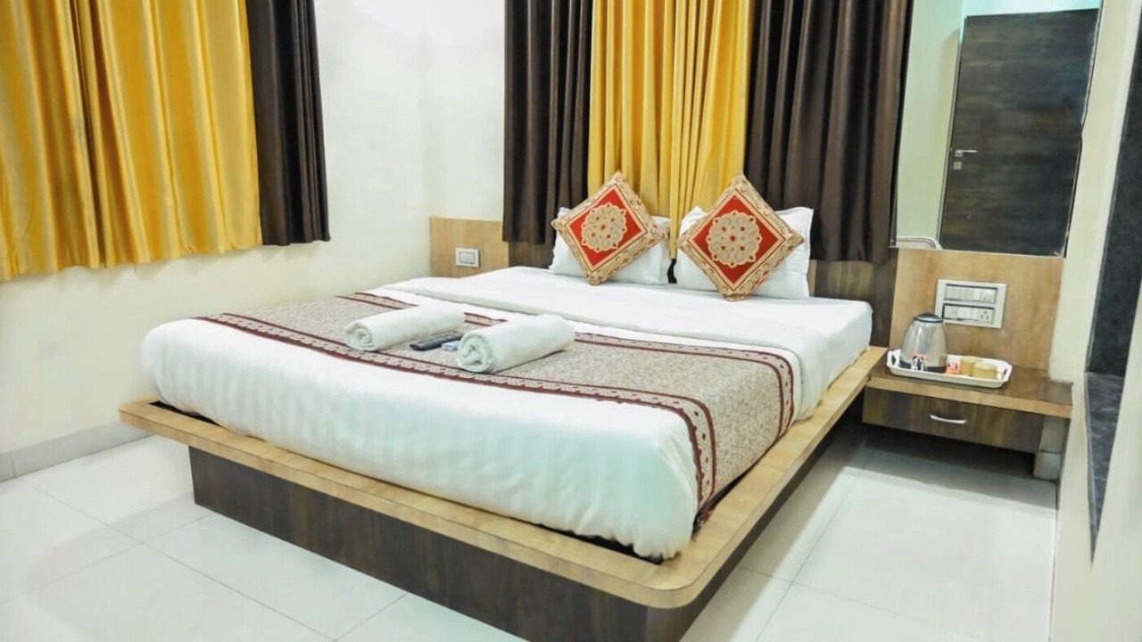 Photo of Bedroom in Mahabaleshwar