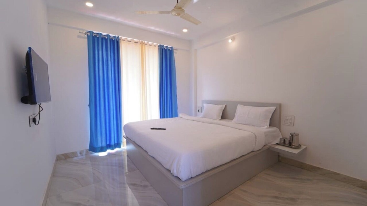 Photo of Bedroom in Mahabaleshwar