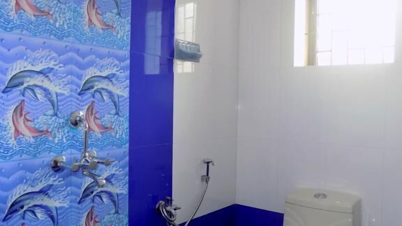 Photo of Bathroom in Calangute