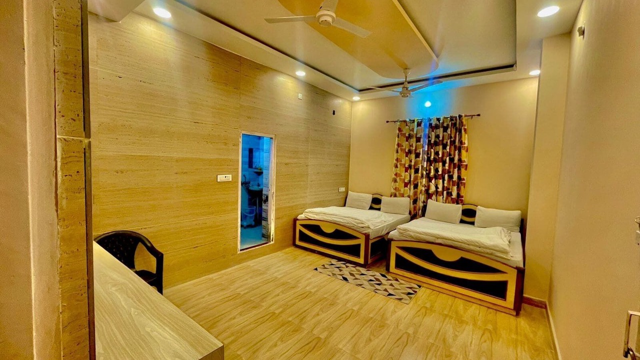 Photo of Bedroom in Khatu