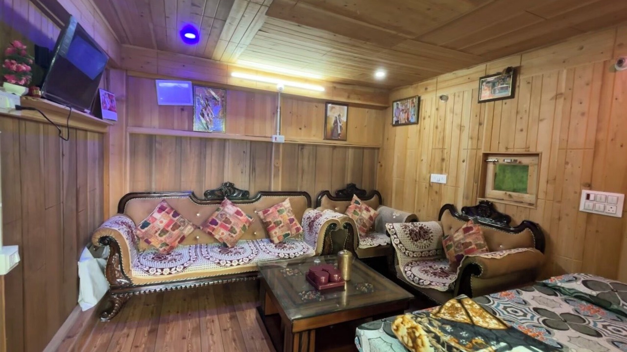 Photo of Bedroom in Kharsali