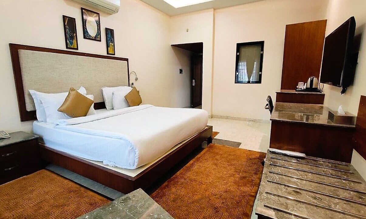 Photo of Bedroom in Allahabad