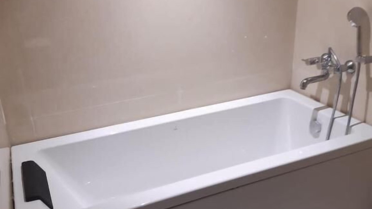 Photo of Bathroom in Rau