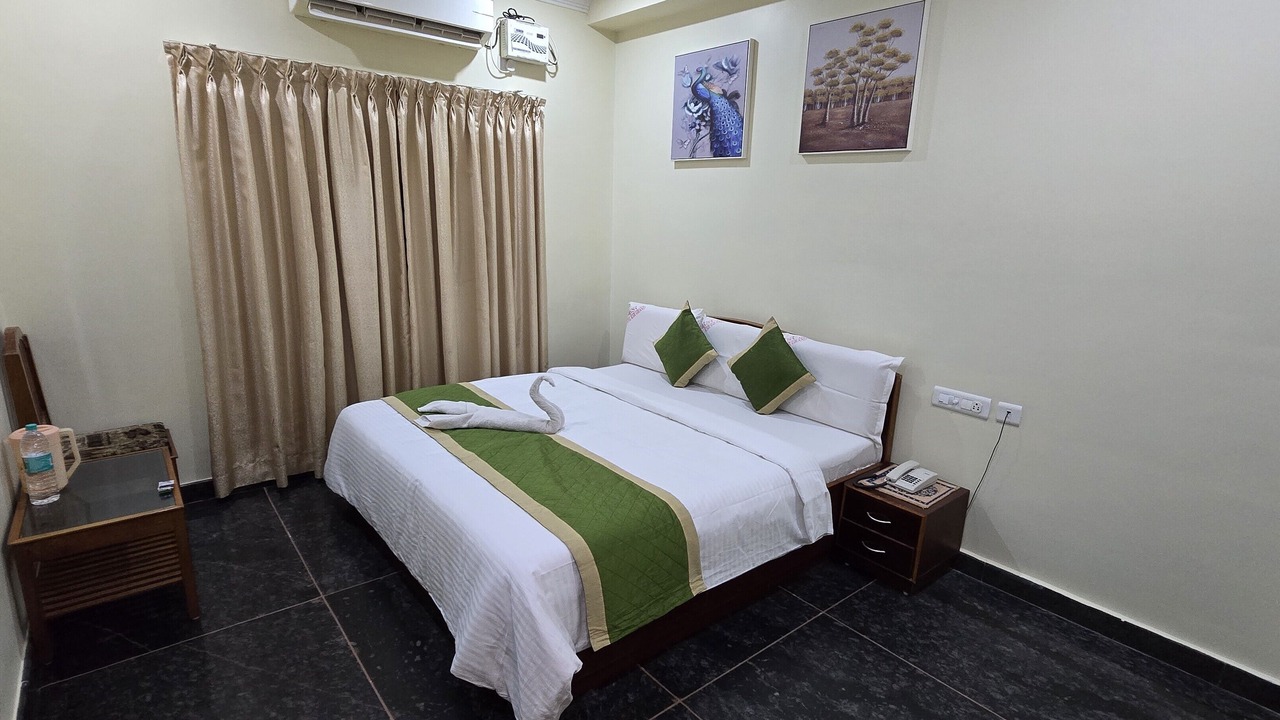 Photo of Bedroom in Srikalahasti