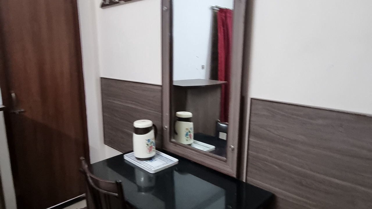 Photo of Bedroom in Periamet