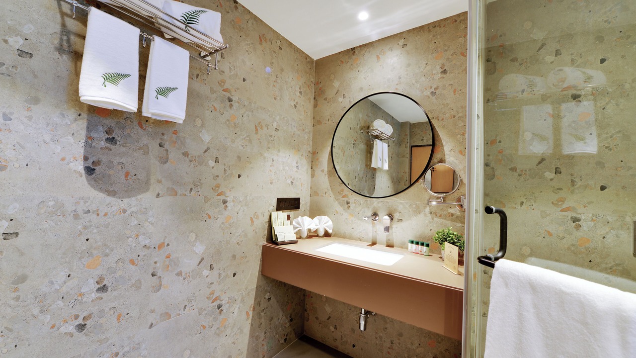 Photo of Bathroom in Kamrej