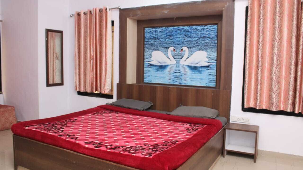 Photo of Bedroom in Bhilar