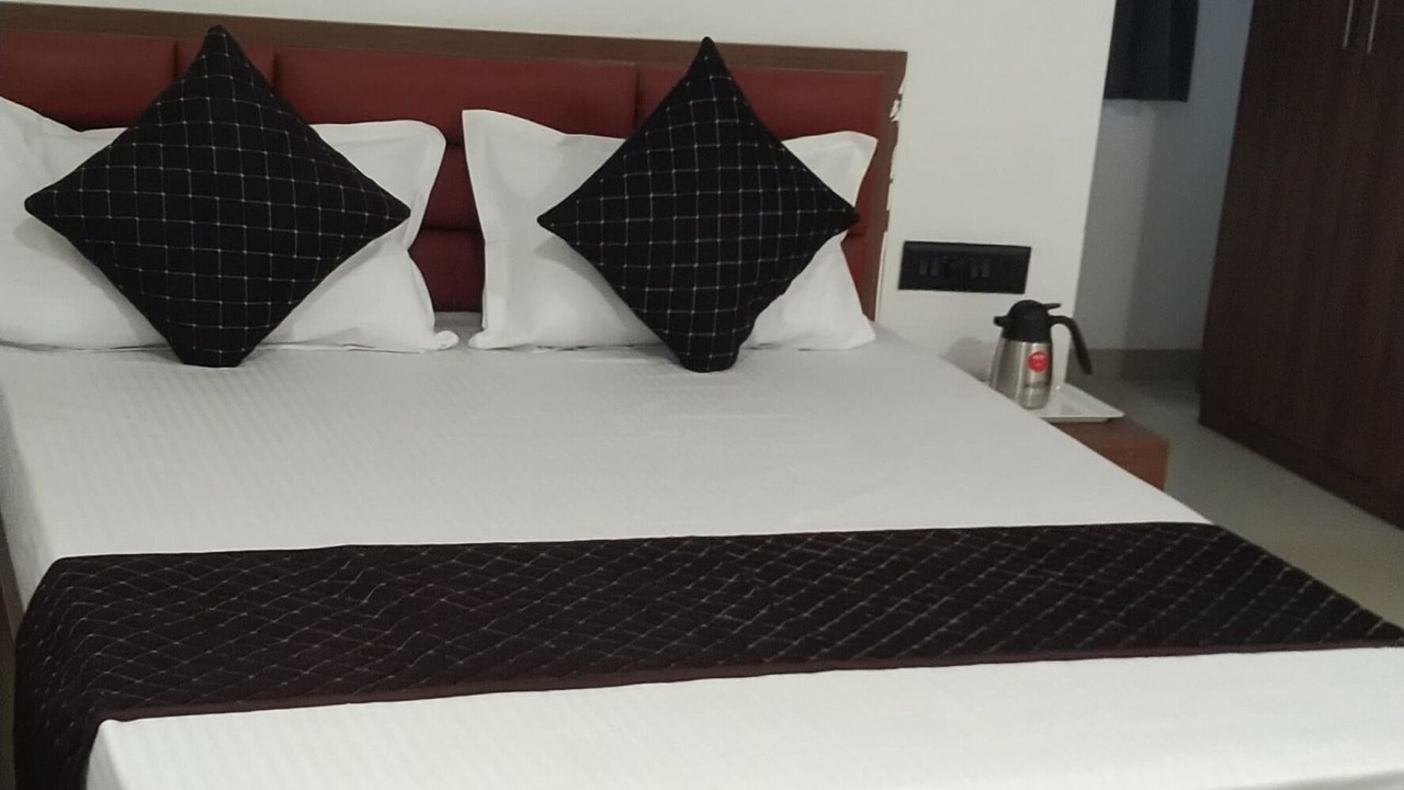 Photo of Bedroom in Central Pune