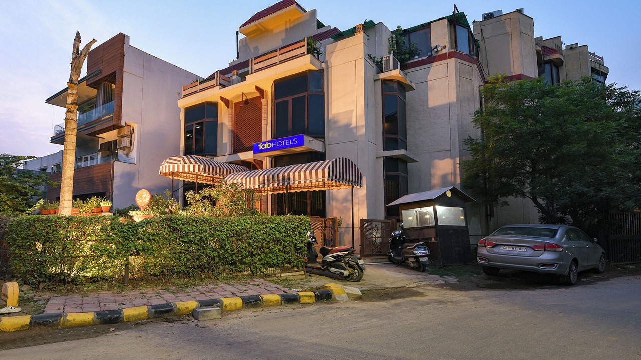 Photo of Outdoor in DLF Phase 3