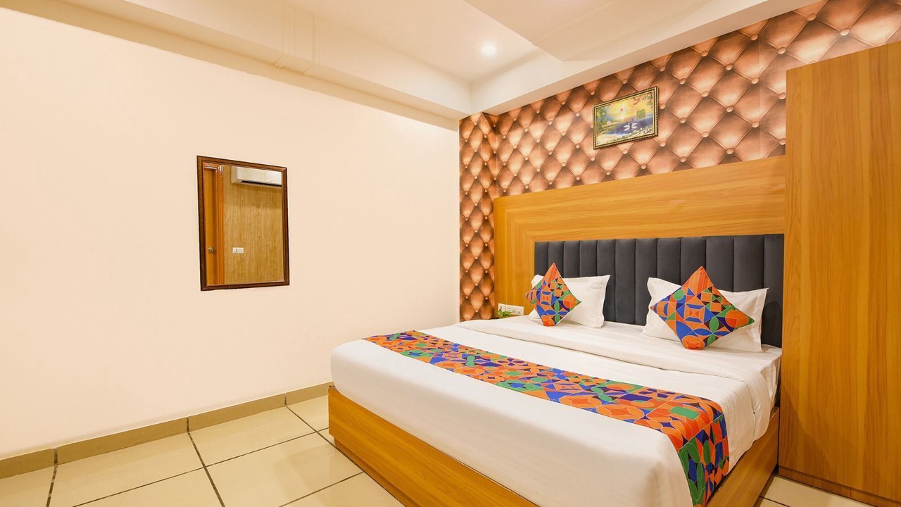 Photo of Bedroom in Mahipalpur Extension