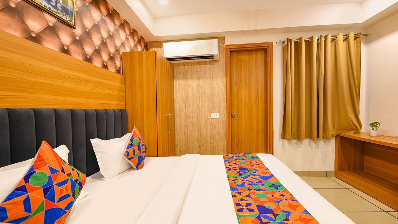 Photo of Bedroom in Mahipalpur Extension