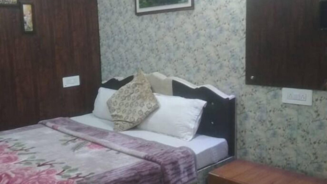Photo of Bedroom in Mandi