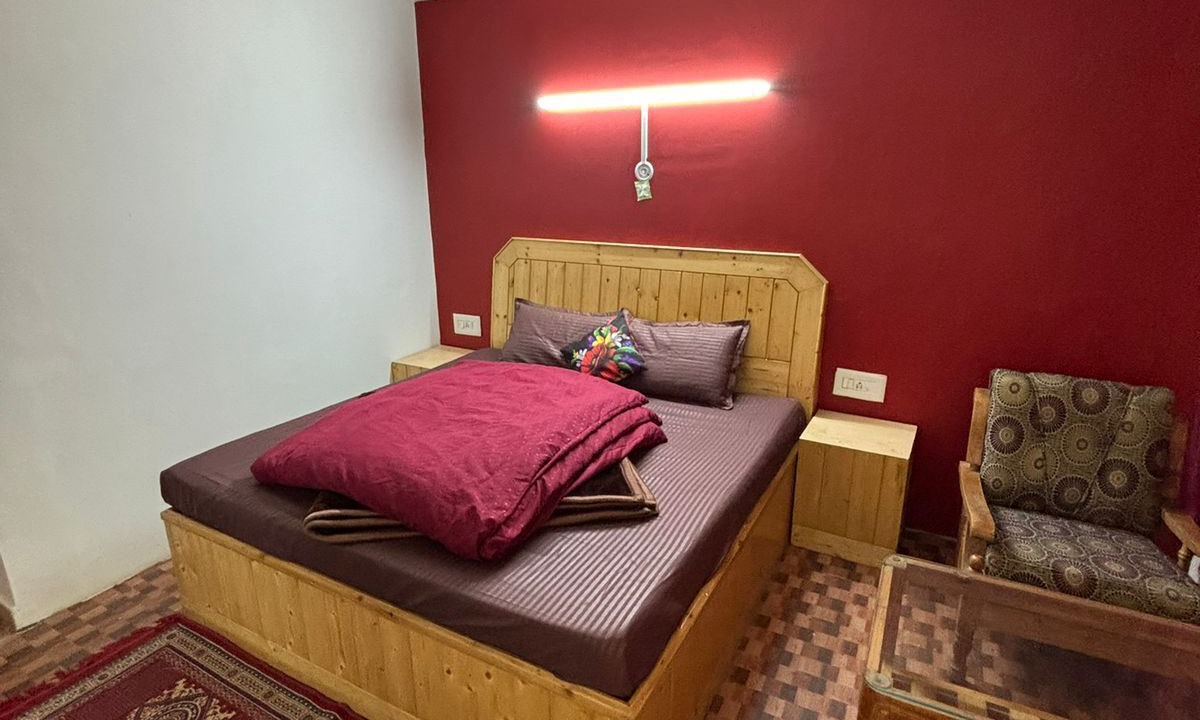 Photo of Bedroom in Old Manali
