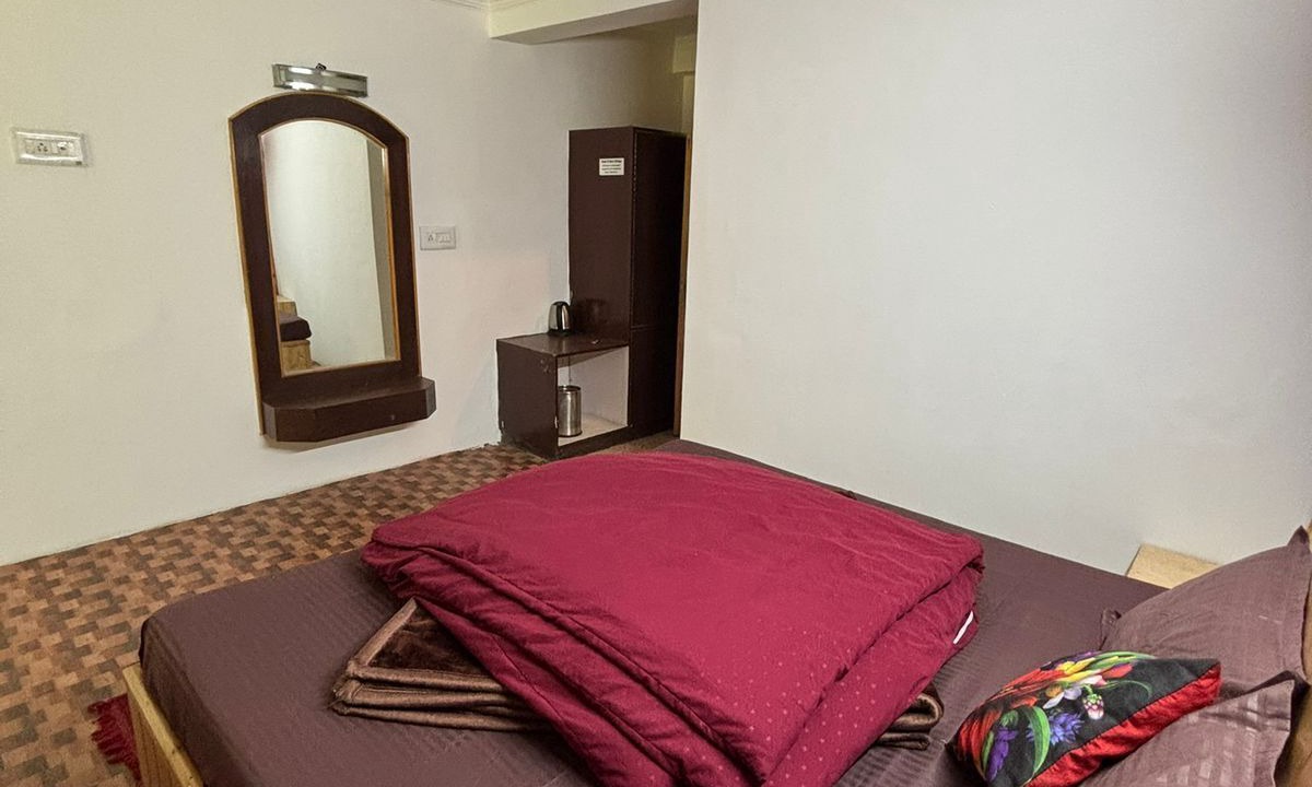 Photo of Bedroom in Old Manali