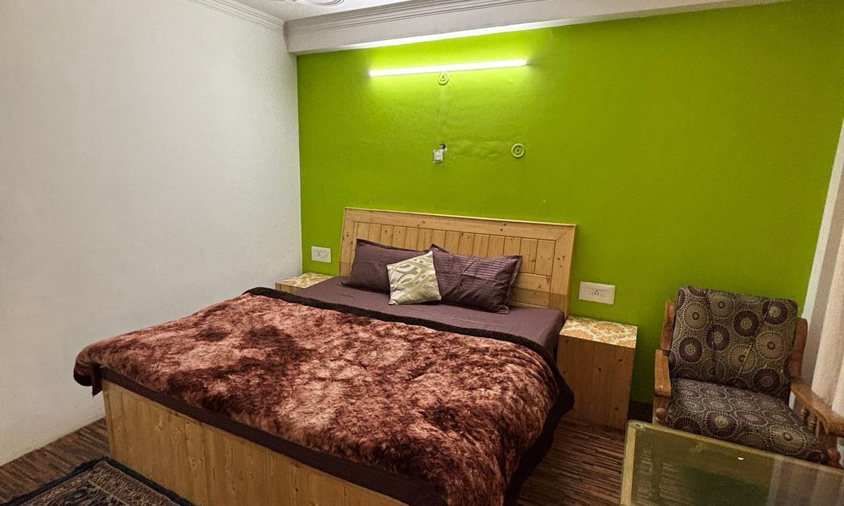 Photo of Bedroom in Old Manali