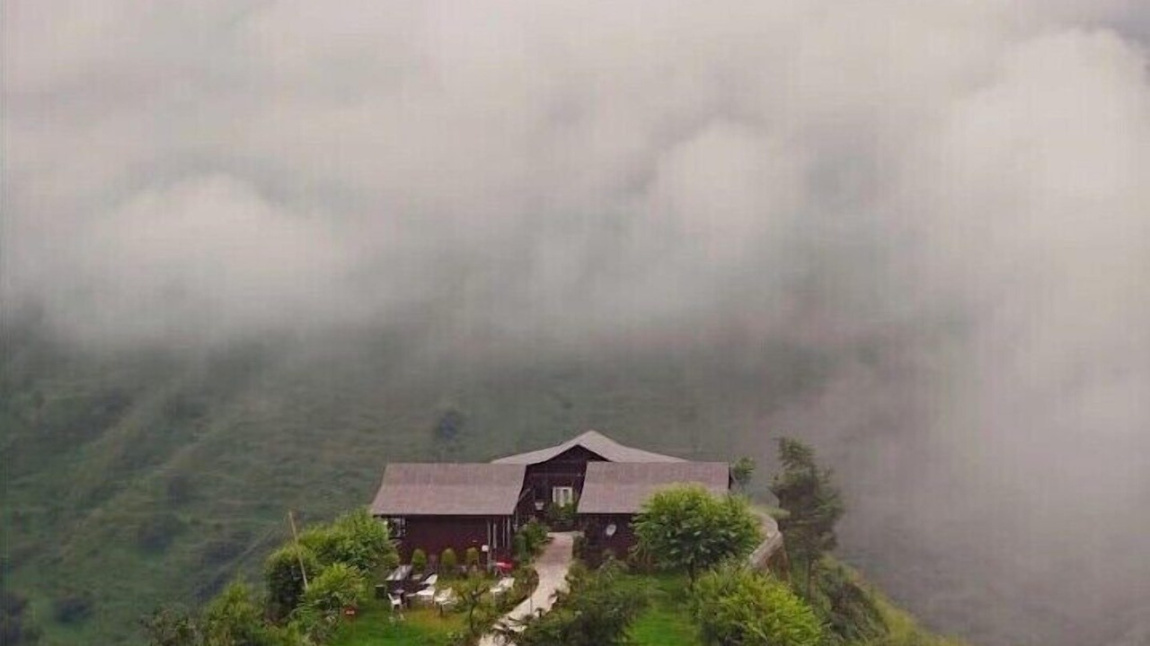 Photo of Patio Balcony in Tehri
