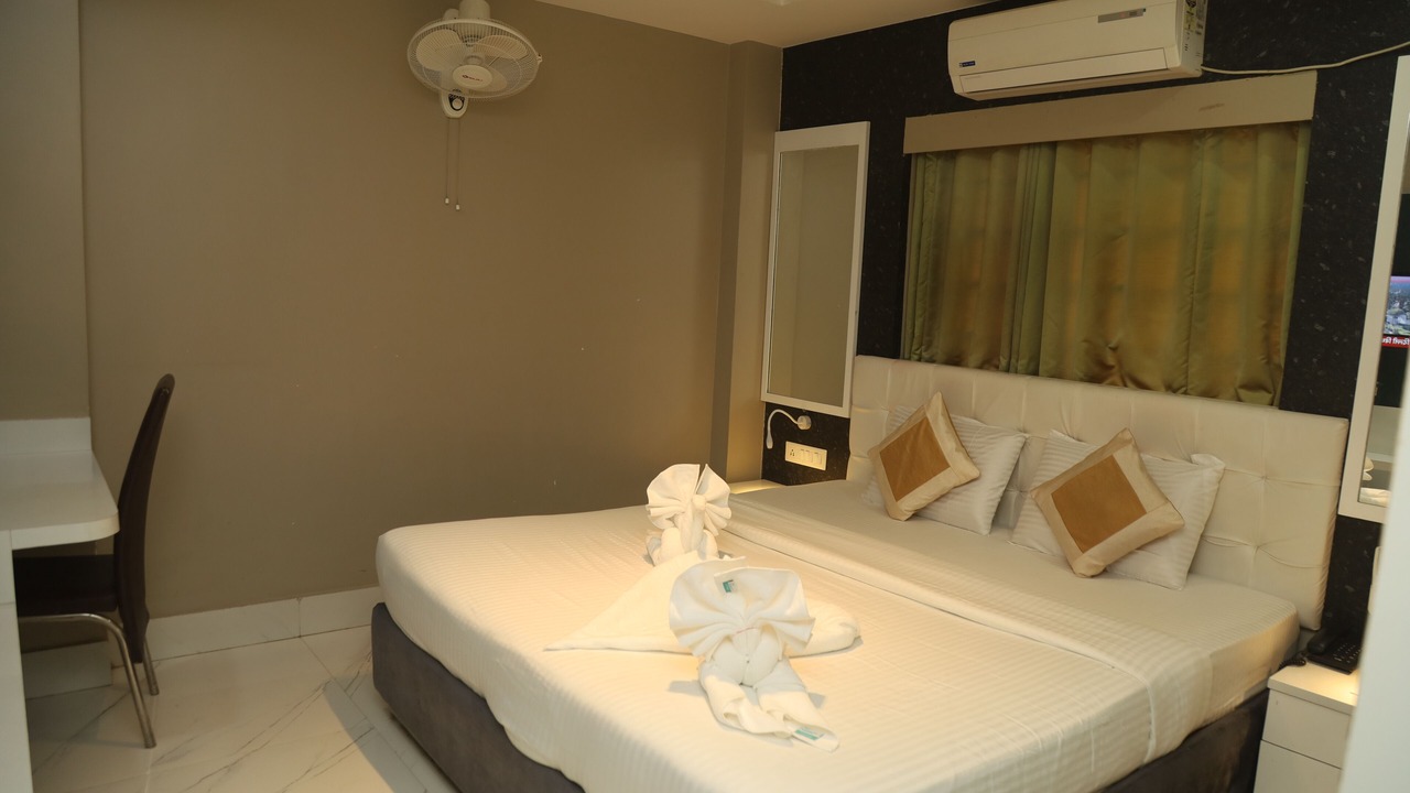 Photo of Bedroom in Deoghar