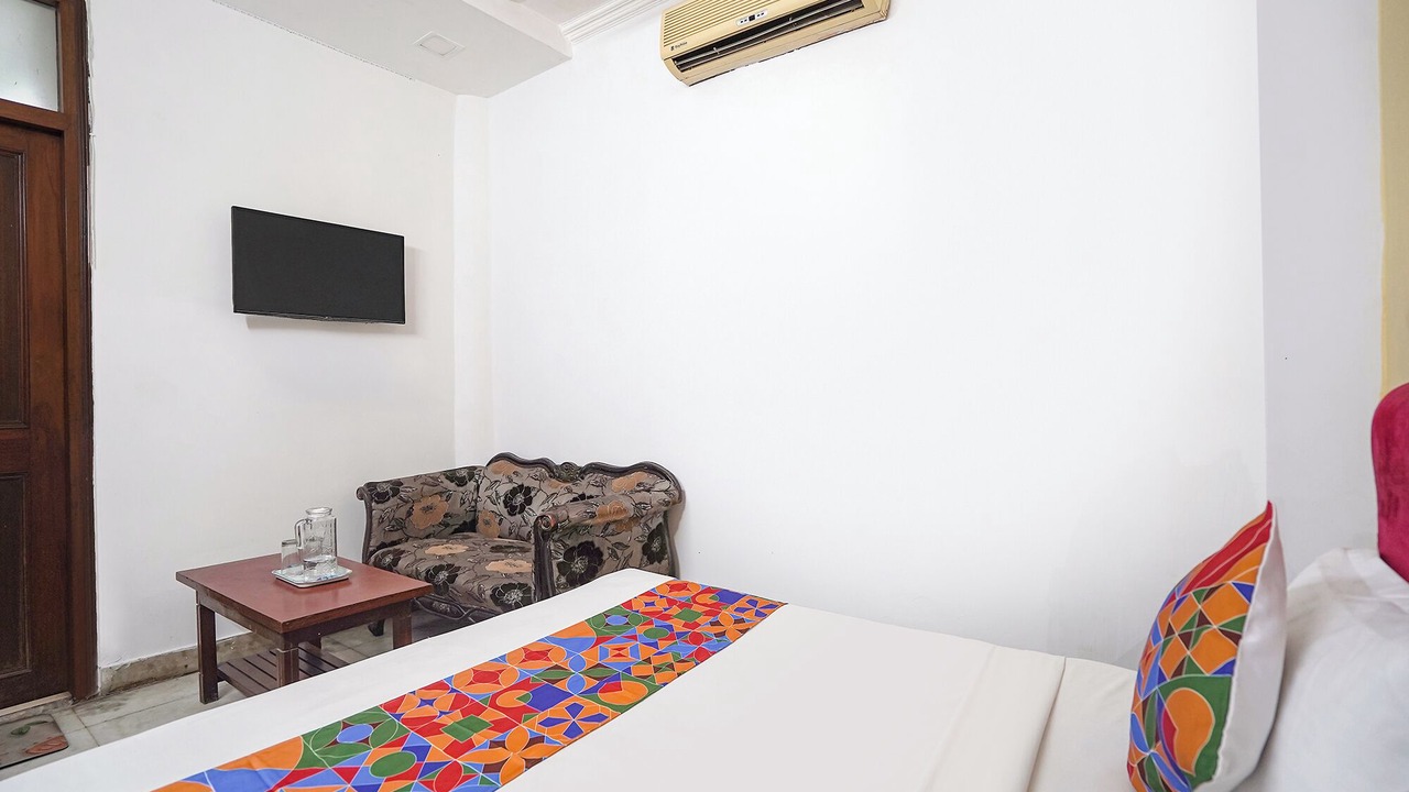 Photo of Bedroom in Defence Colony