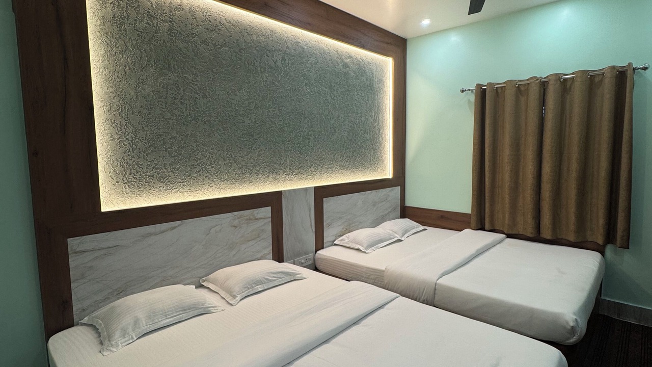Photo of Bedroom in Sealdah