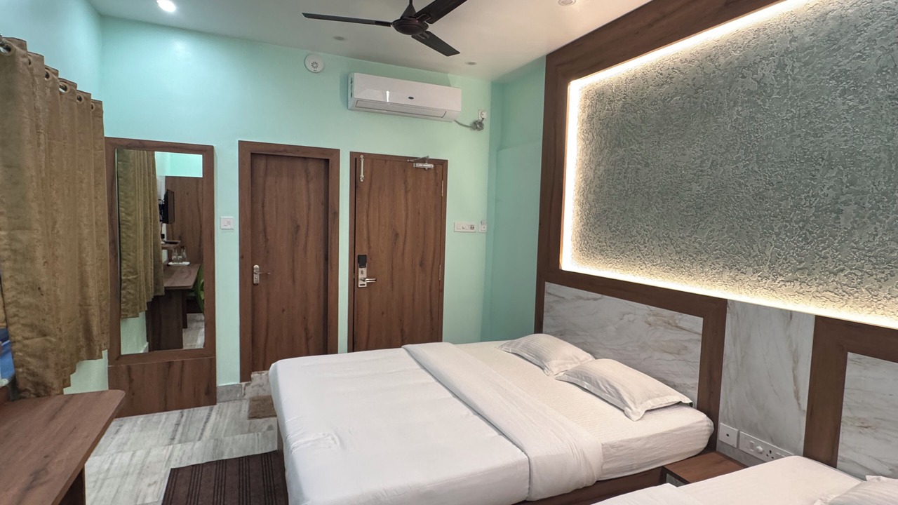 Photo of Bedroom in Sealdah