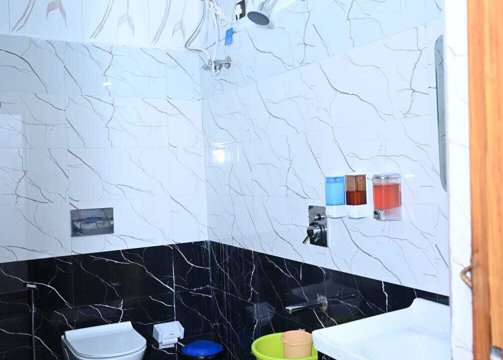 Photo of Bathroom in Kanatal