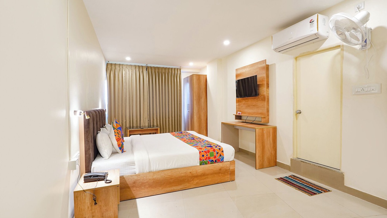 Photo of Bedroom in Stage 1