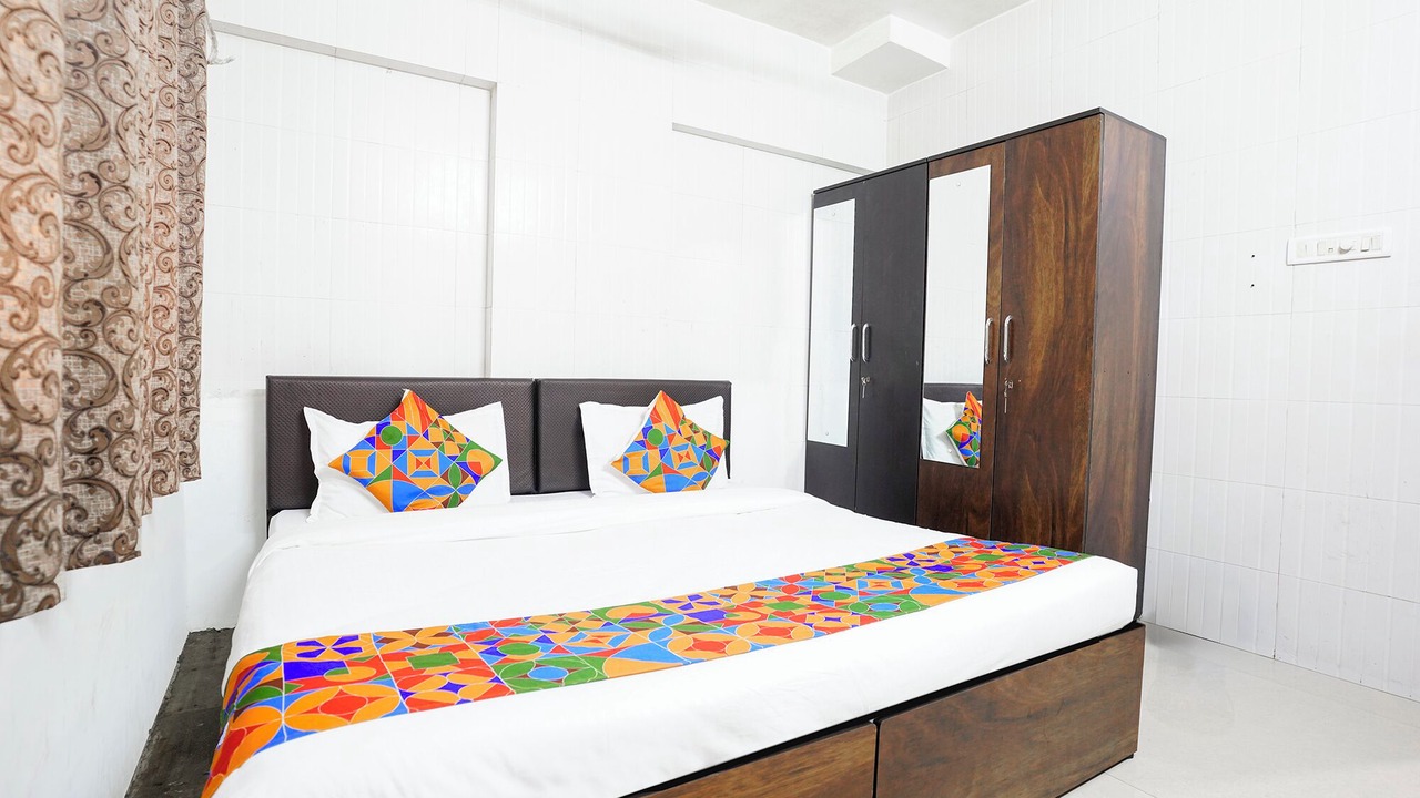 Photo of Bedroom in Malad West