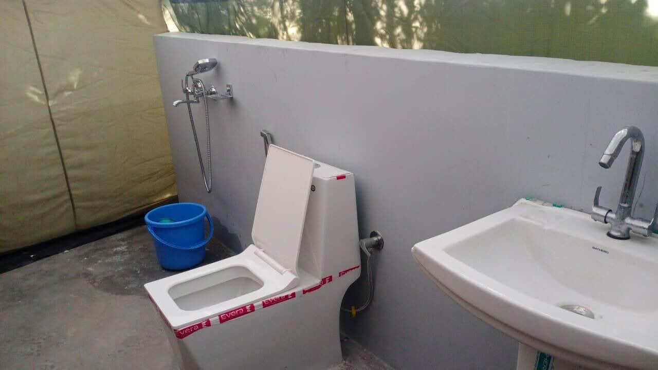 Photo of Bathroom in Man