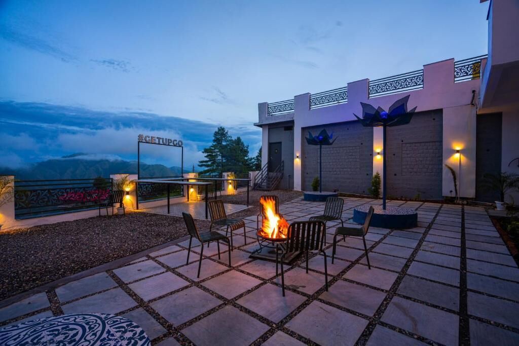 Photo of Patio Balcony in Chakrata