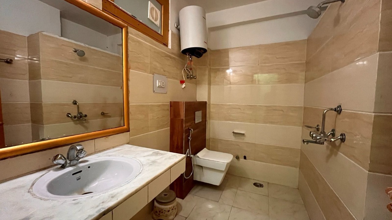 Photo of Bathroom in Kasol