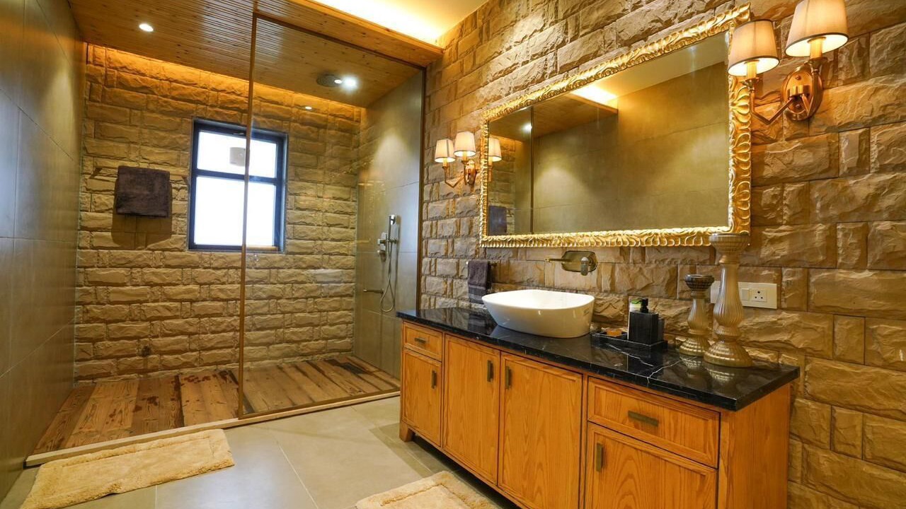 Photo of Bathroom in Baldeyan