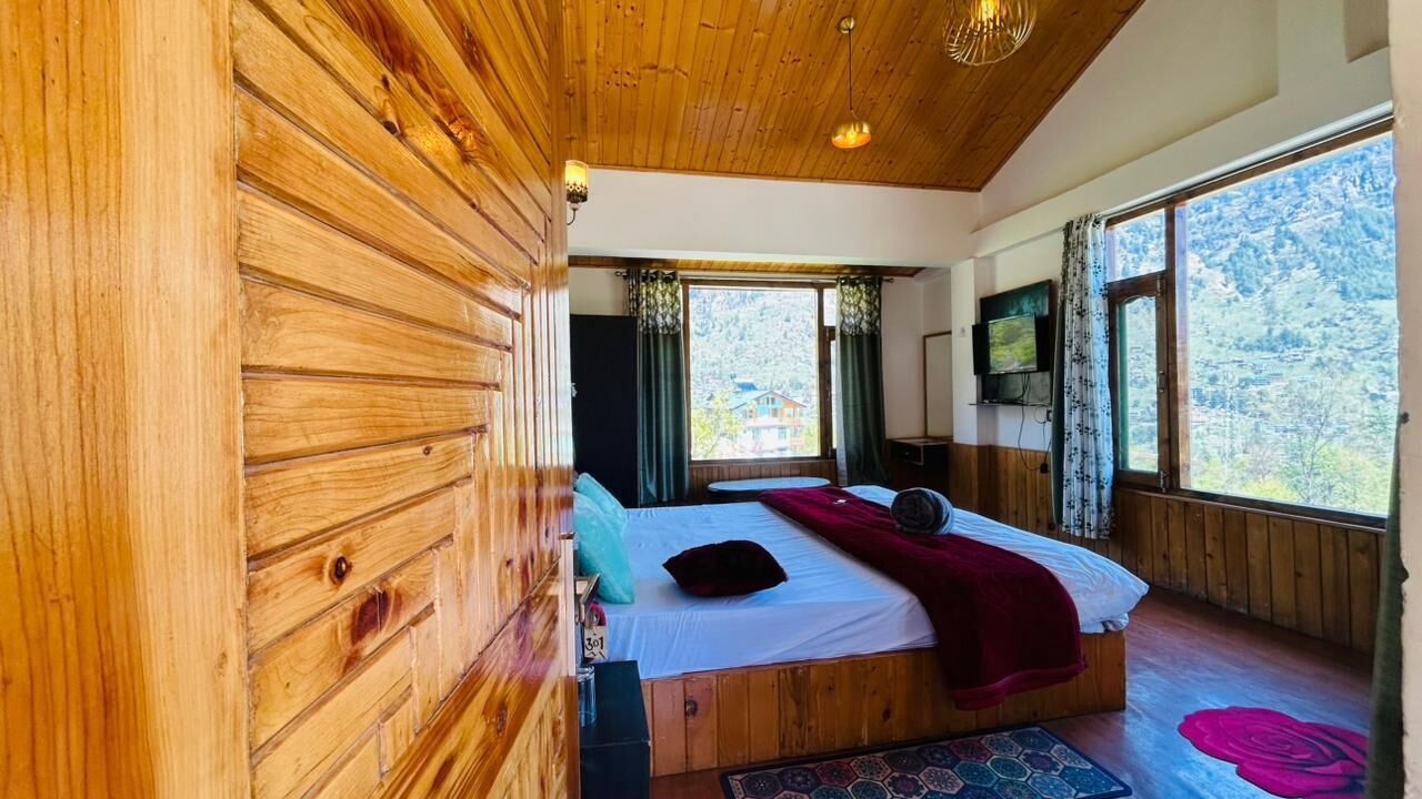 Photo of Bedroom in Old Manali