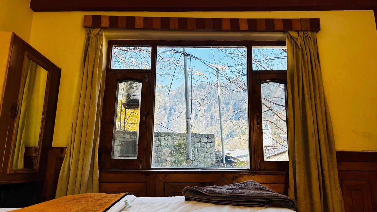 Photo of Bedroom in Old Manali