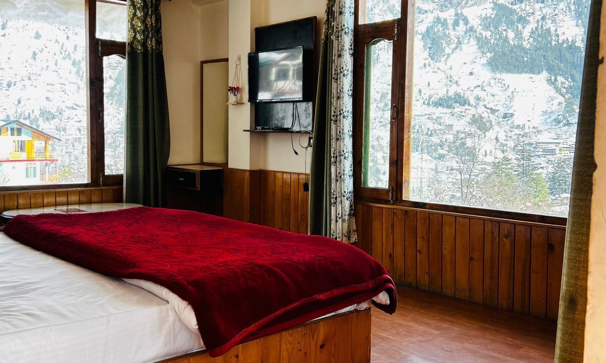 Photo of Bedroom in Old Manali
