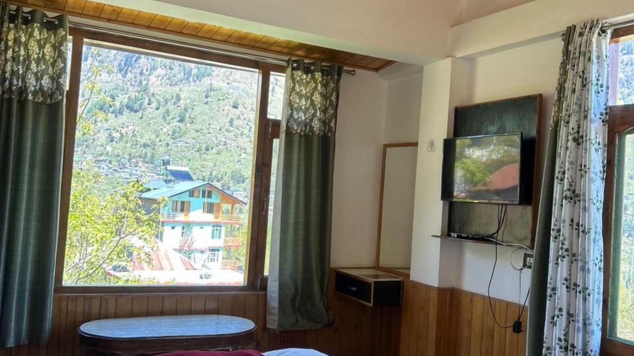 Photo of Bedroom in Old Manali