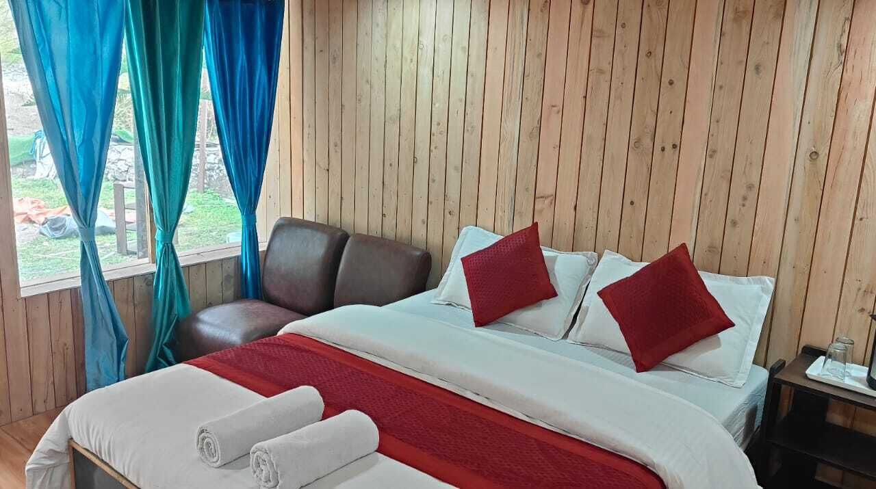 Photo of Bedroom in Barkot