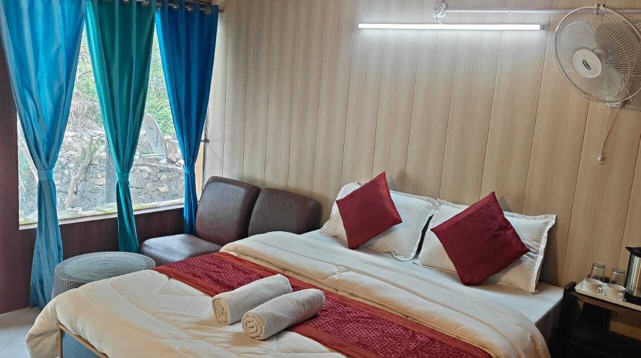 Photo of Bedroom in Barkot